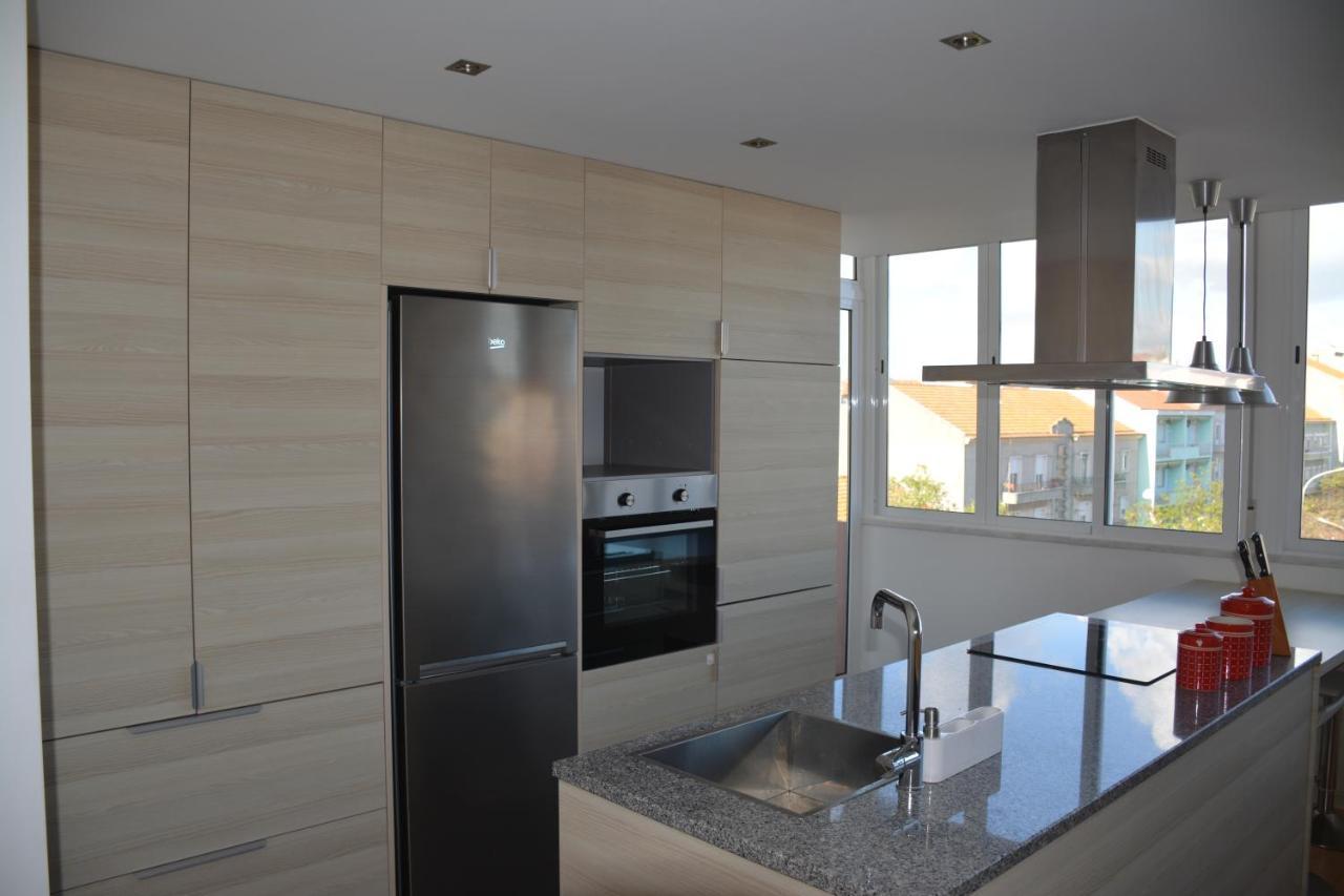 M&H Loft - Apartamento T2 Em Setubal Exterior photo