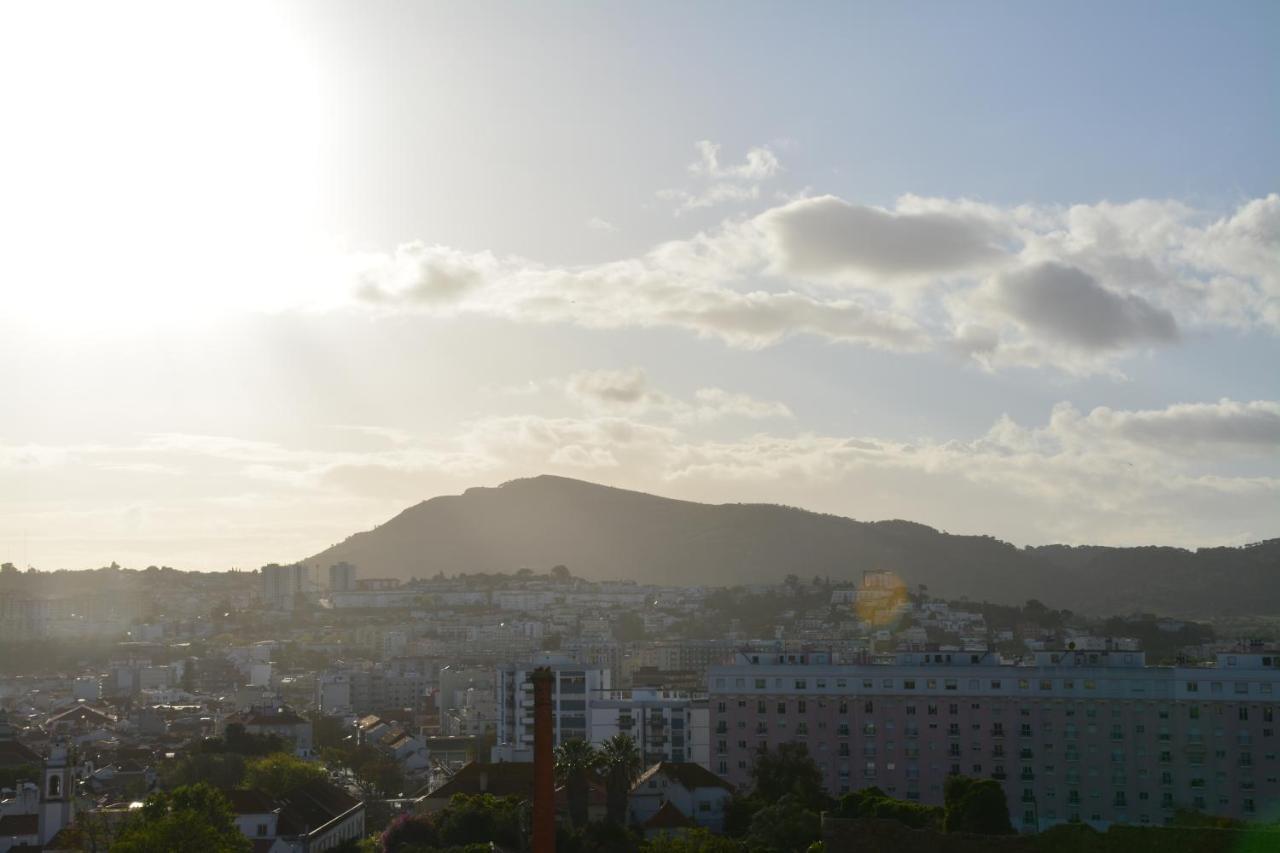 M&H Loft - Apartamento T2 Em Setubal Exterior photo