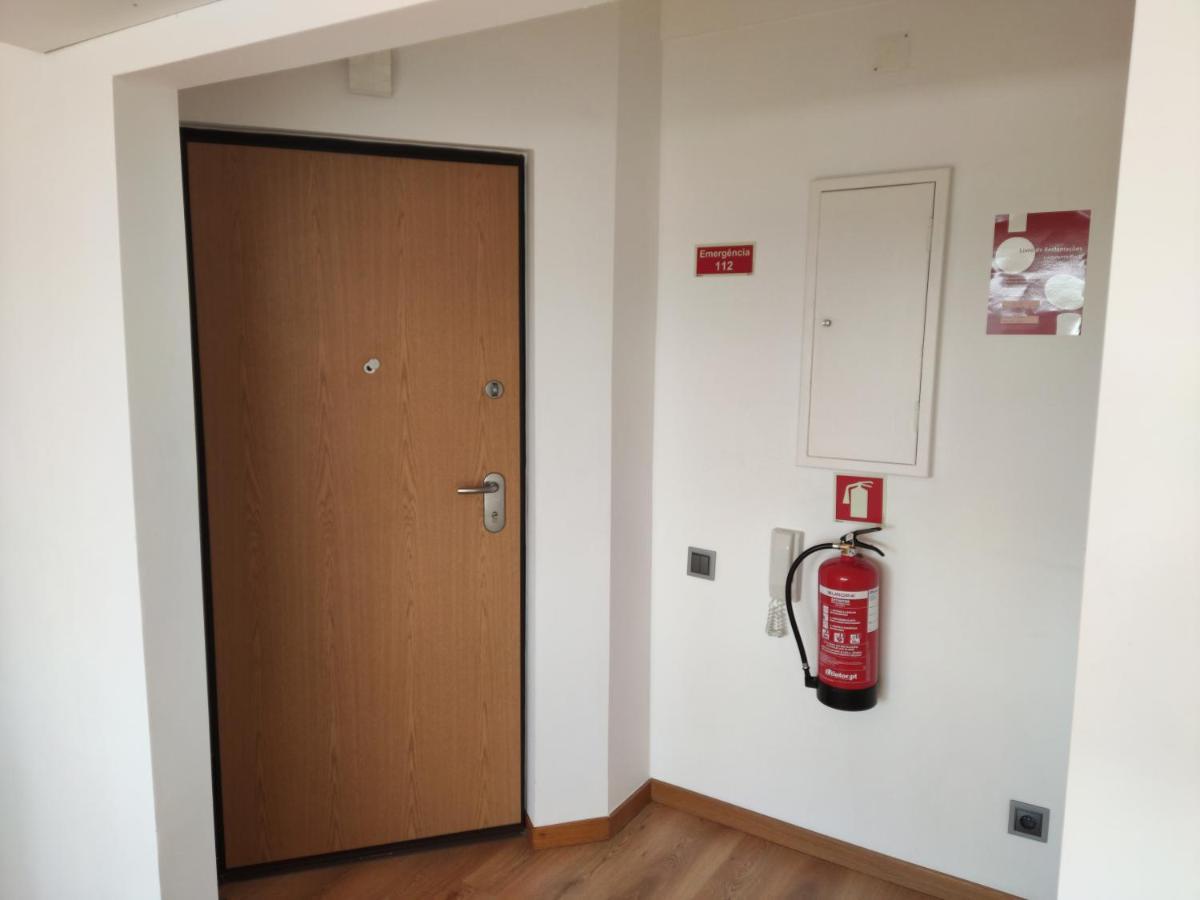 M&H Loft - Apartamento T2 Em Setubal Exterior photo