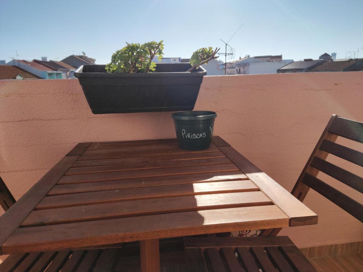 M&H Loft - Apartamento T2 Em Setubal Exterior photo